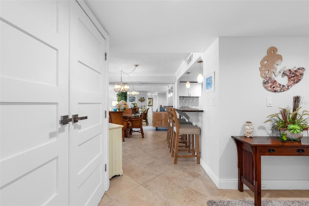 1430 GULF BOULEVARD — photo 37 of 51