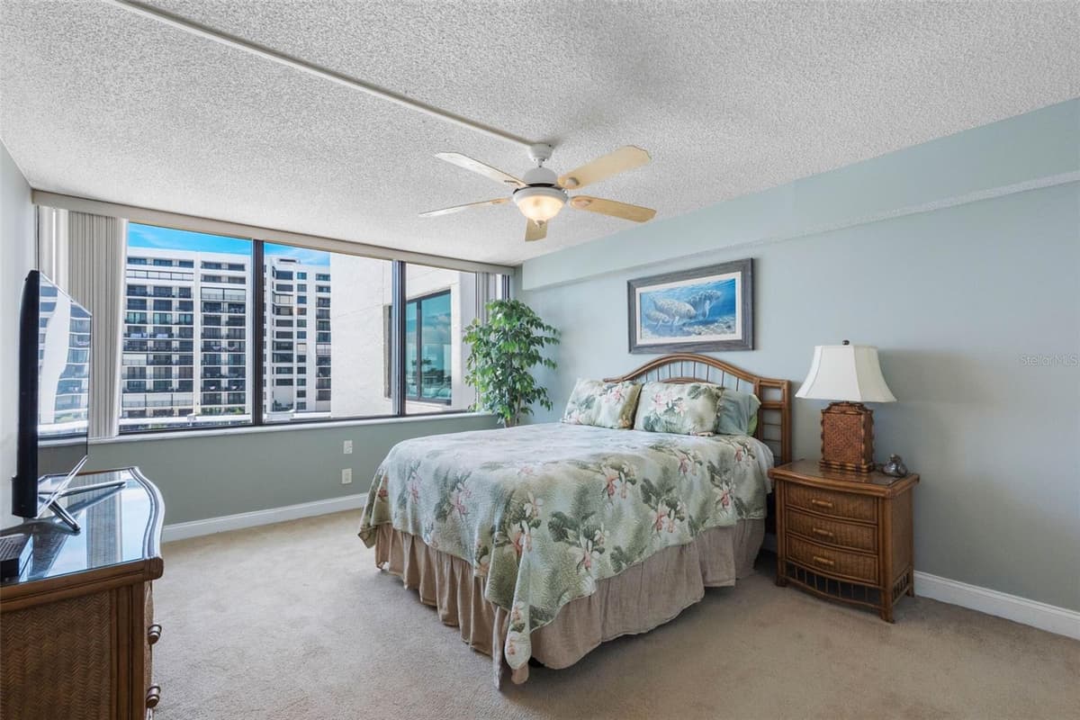 1430 GULF BOULEVARD — photo 38 of 51