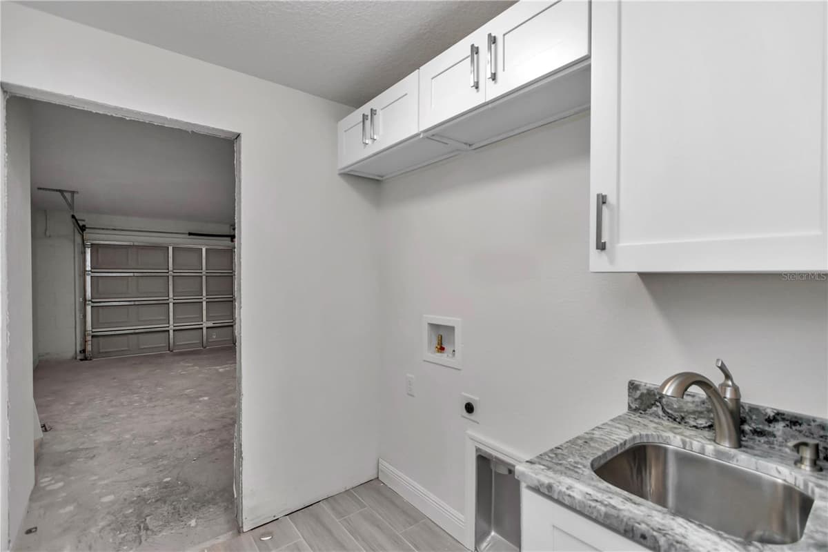 17694 25 CIRCLE — photo 39 of 41
