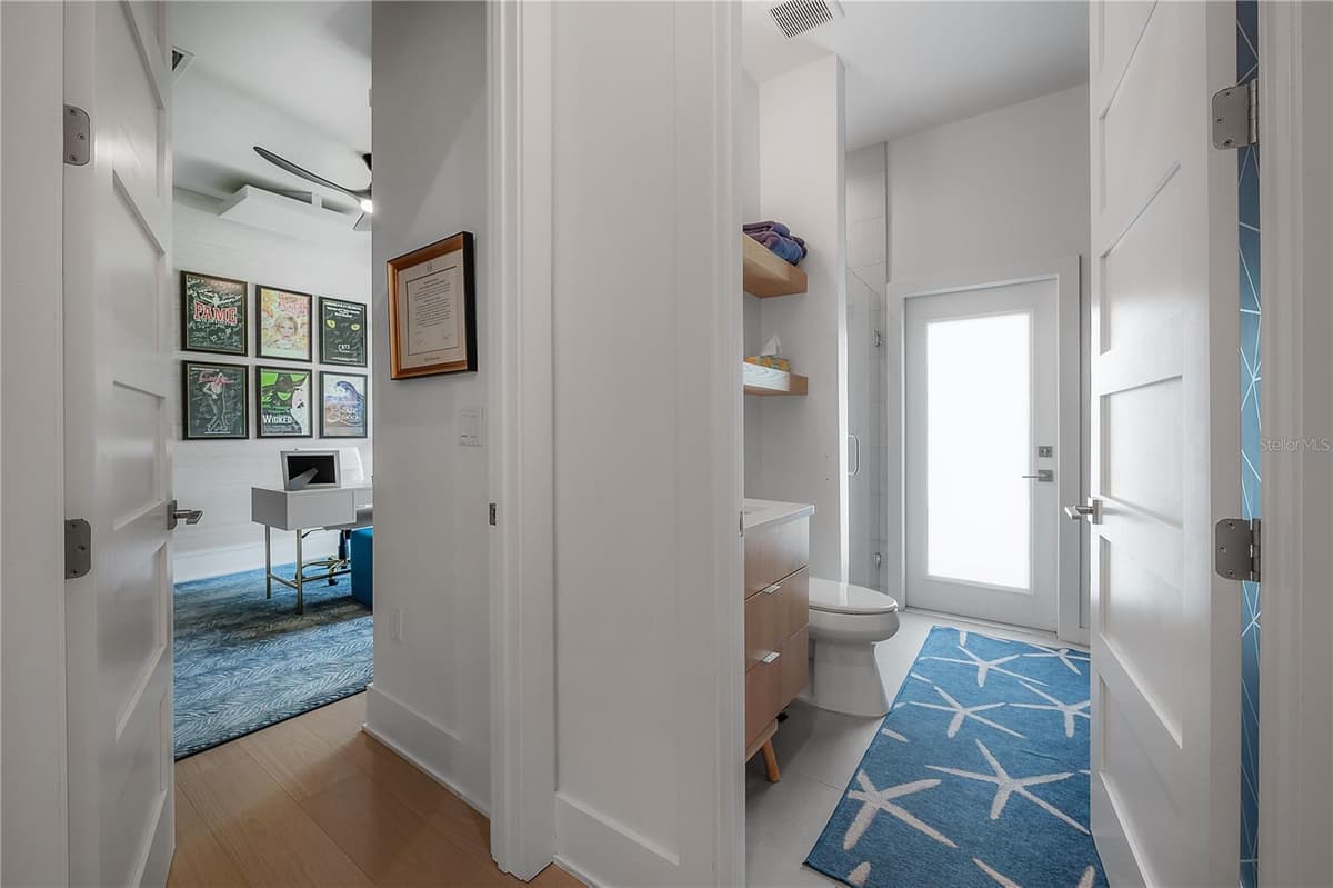 4207 JETTON AVENUE — photo 26 of 55