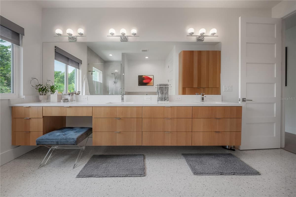 4207 JETTON AVENUE — photo 36 of 55