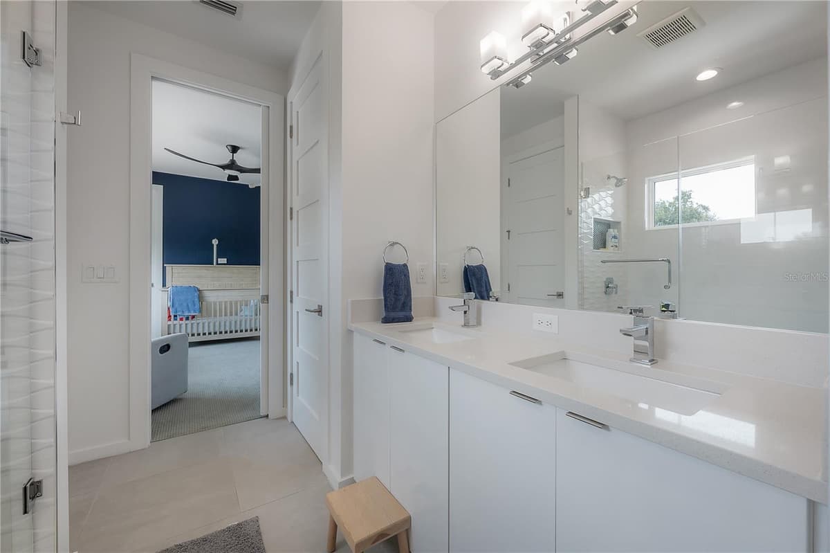 4207 JETTON AVENUE — photo 44 of 55
