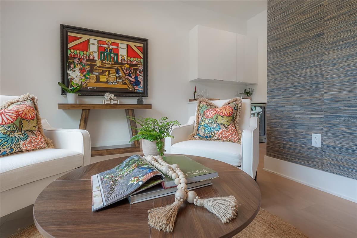 4207 JETTON AVENUE — photo 13 of 55