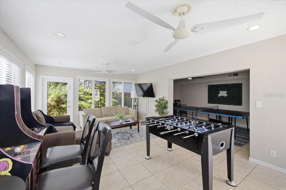 4710 TRAVERTINE DRIVE — photo 13 of 38