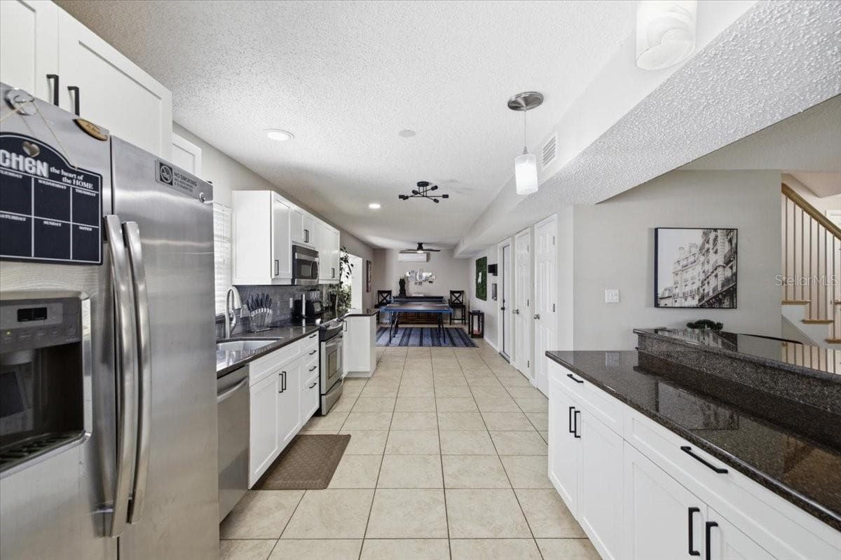 4710 TRAVERTINE DRIVE — photo 8 of 38