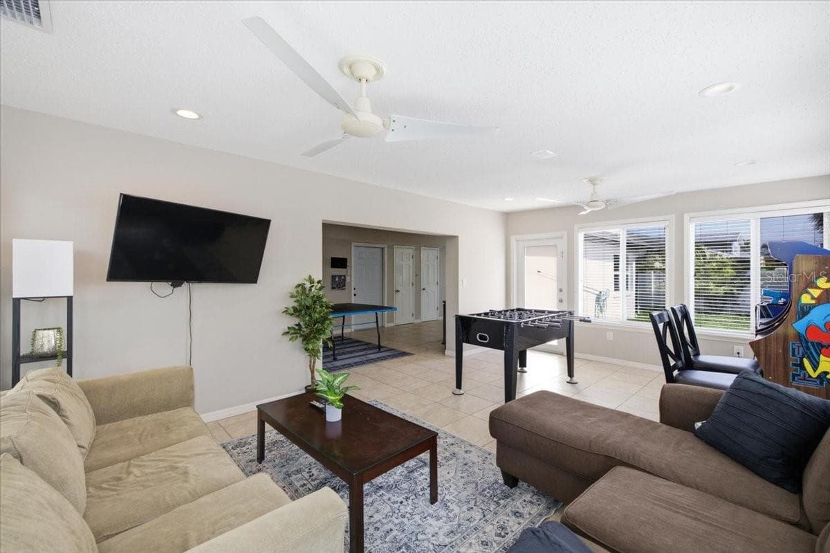 4710 TRAVERTINE DRIVE — photo 12 of 38