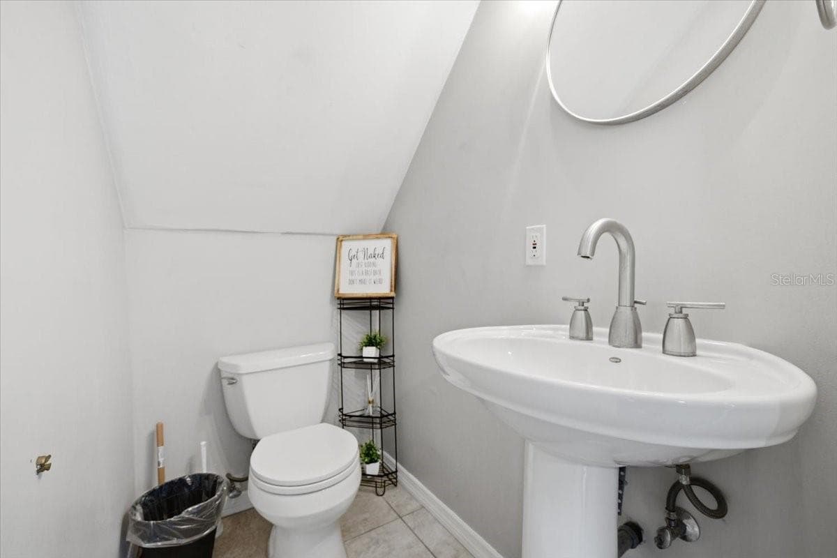 4710 TRAVERTINE DRIVE — photo 15 of 38
