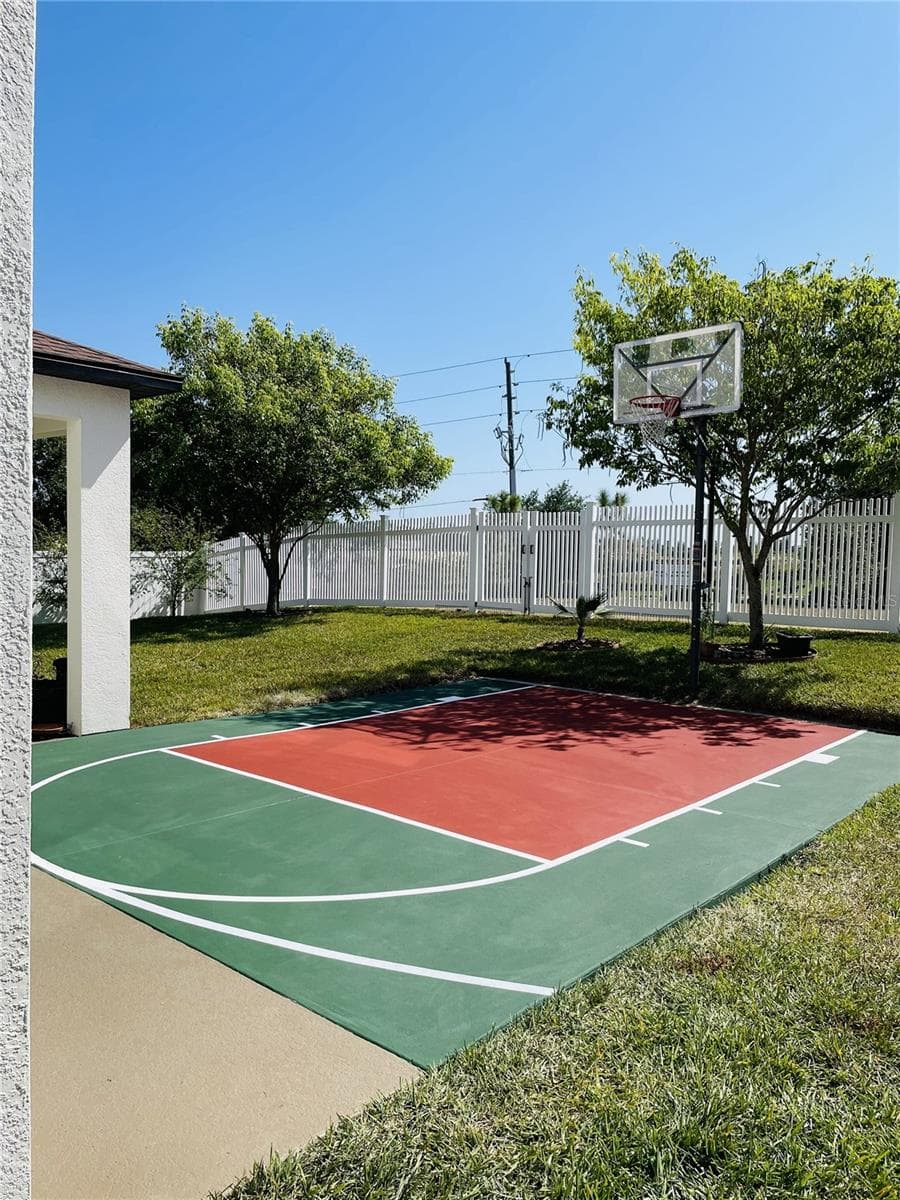 726 WOODS LANDING DRIVE — photo 4 of 5