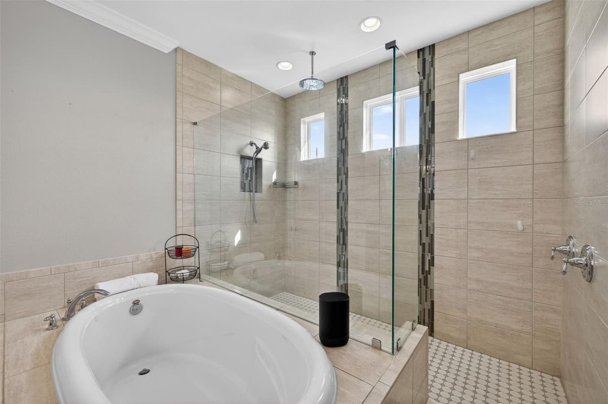 4020 EMPOLI COURT — photo 31 of 84