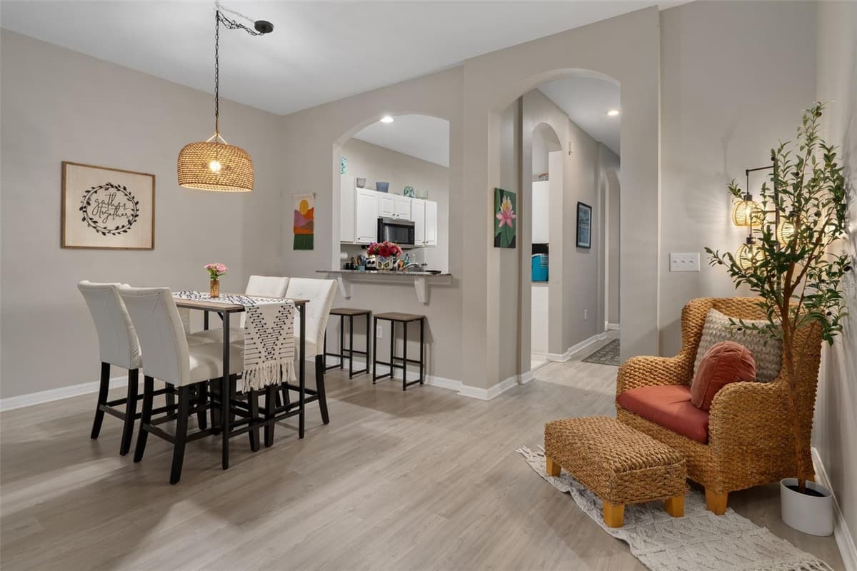 18105 NASSAU POINT DRIVE — photo 8 of 42