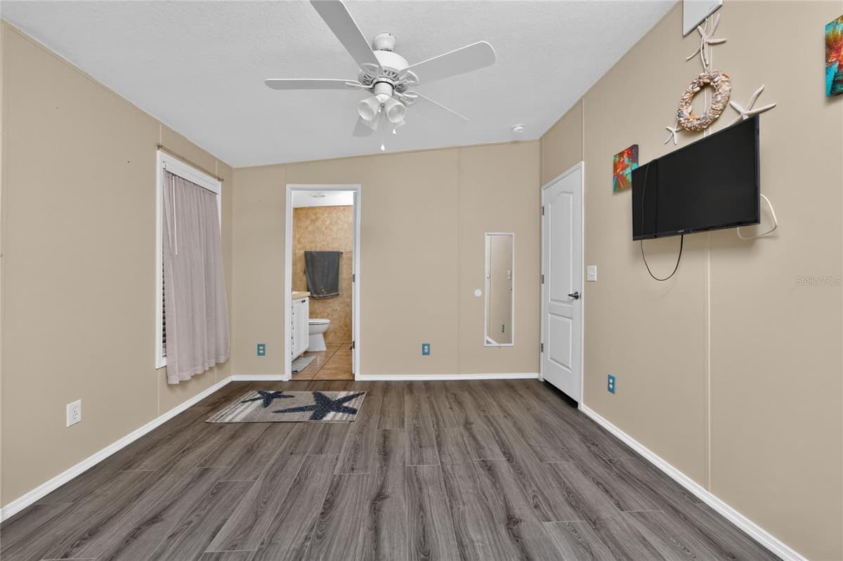 7464 DANVERS CIRCLE — photo 16 of 45