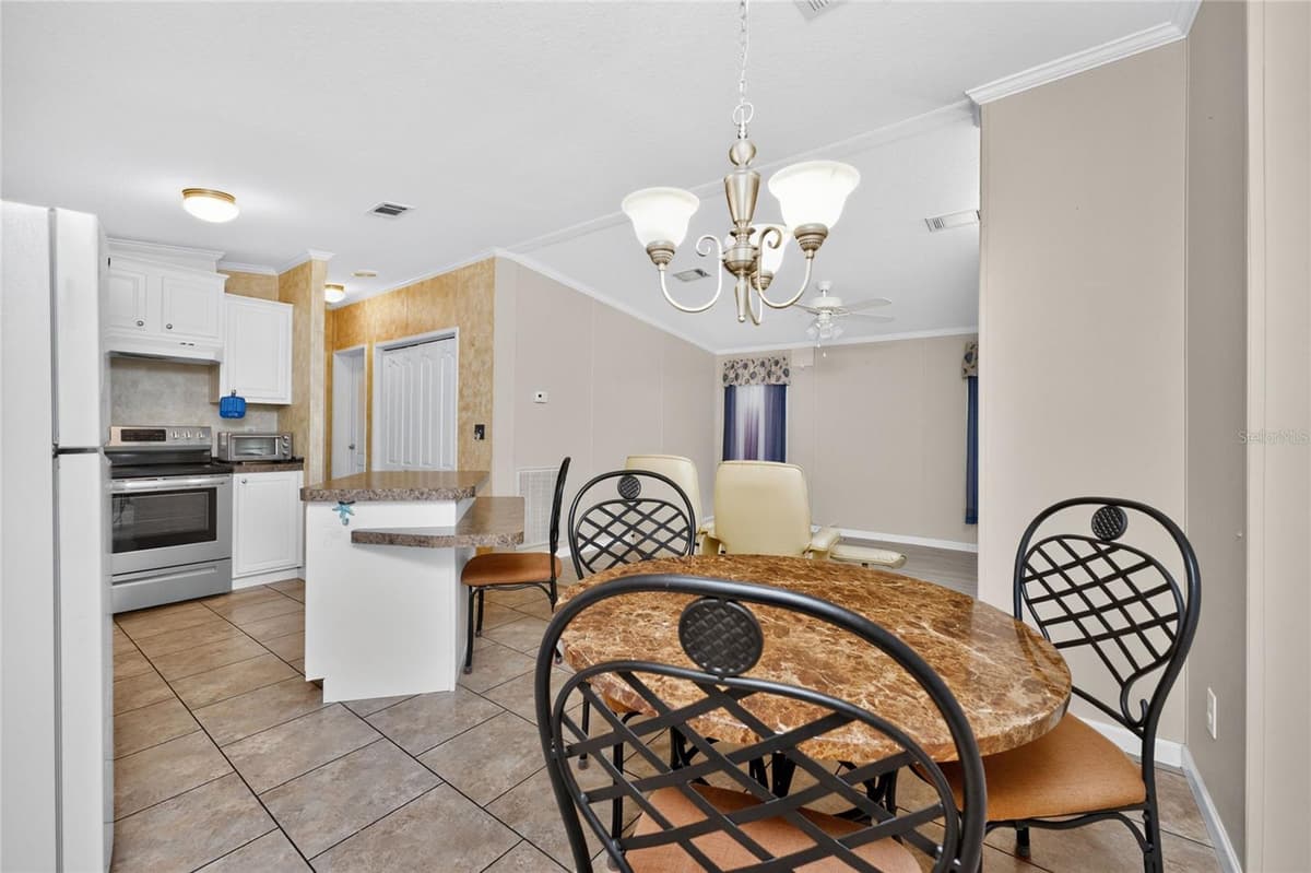 7464 DANVERS CIRCLE — photo 9 of 45