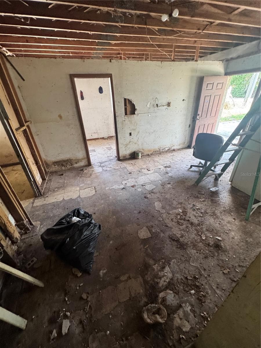 2152 CARLSTROM FIELD ROAD — photo 8 of 13