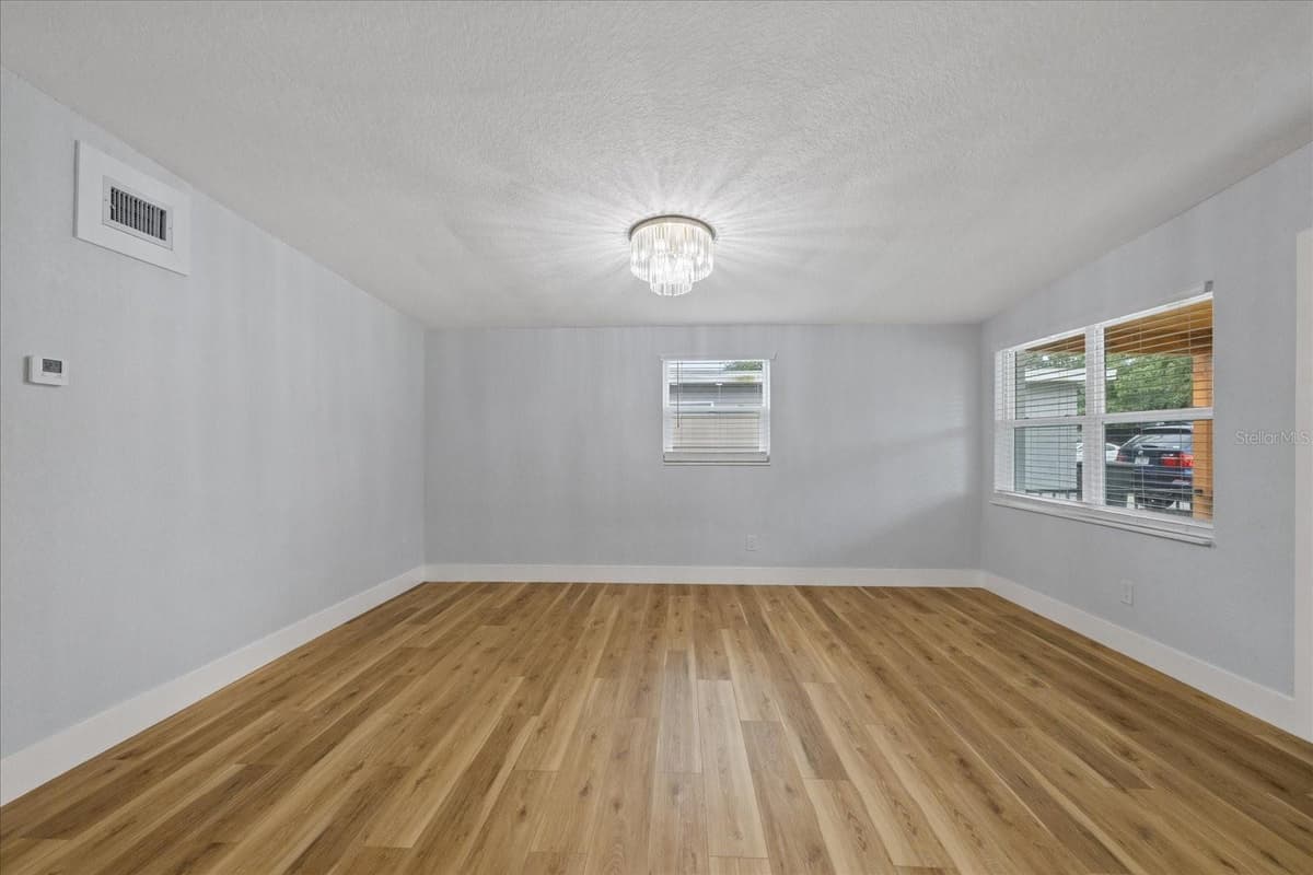 7129 63RD STREET — photo 10 of 42