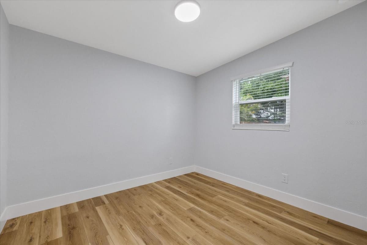 7129 63RD STREET — photo 21 of 42