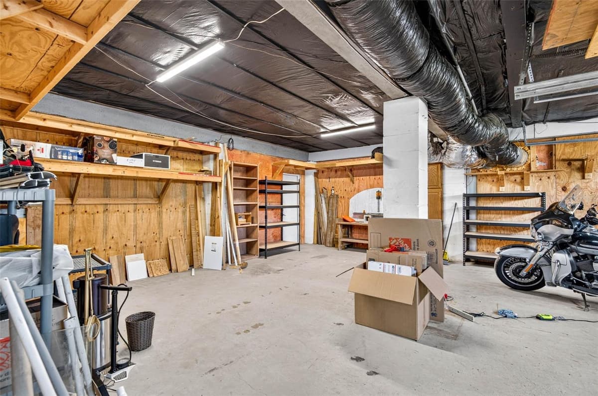 6806 SEA RANCH DRIVE — photo 16 of 35