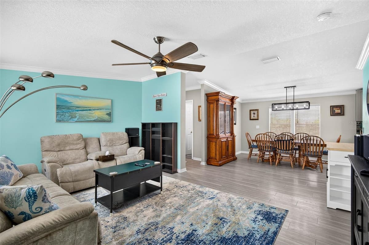 6806 SEA RANCH DRIVE — photo 3 of 35
