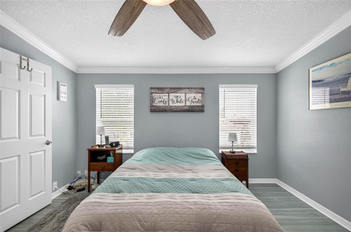 6806 SEA RANCH DRIVE — photo 12 of 35