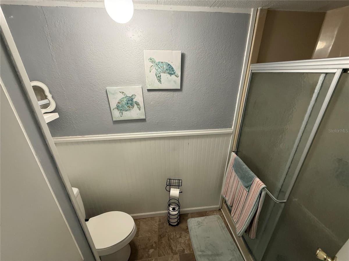 48 BOBWHITE ROAD — photo 17 of 39