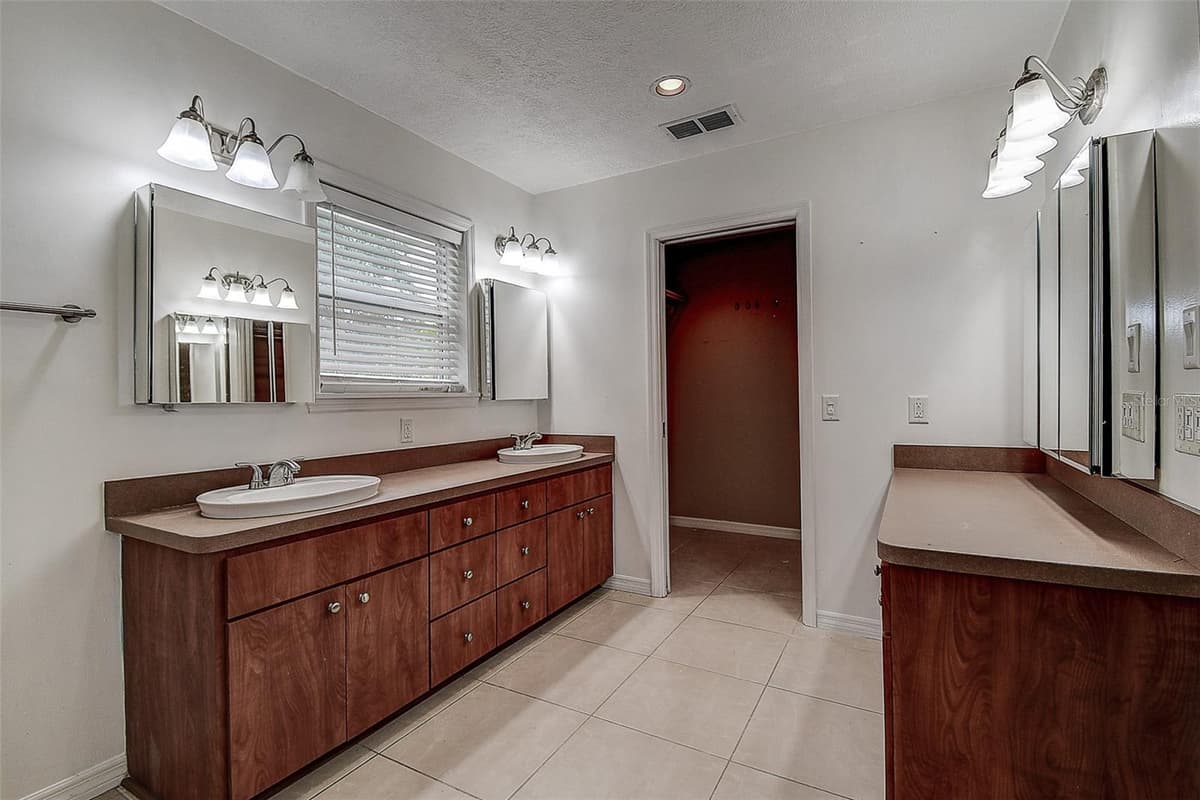 510 WIDEVIEW AVENUE — photo 26 of 50