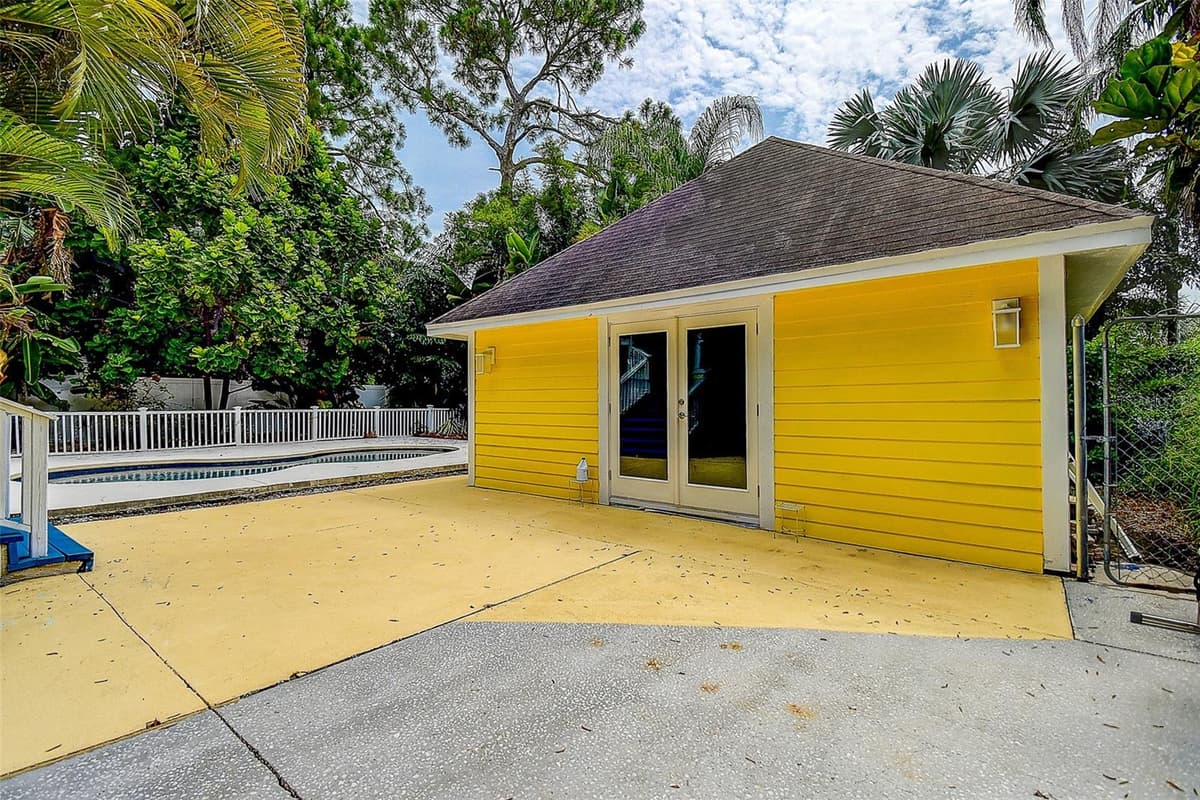 510 WIDEVIEW AVENUE — photo 38 of 50