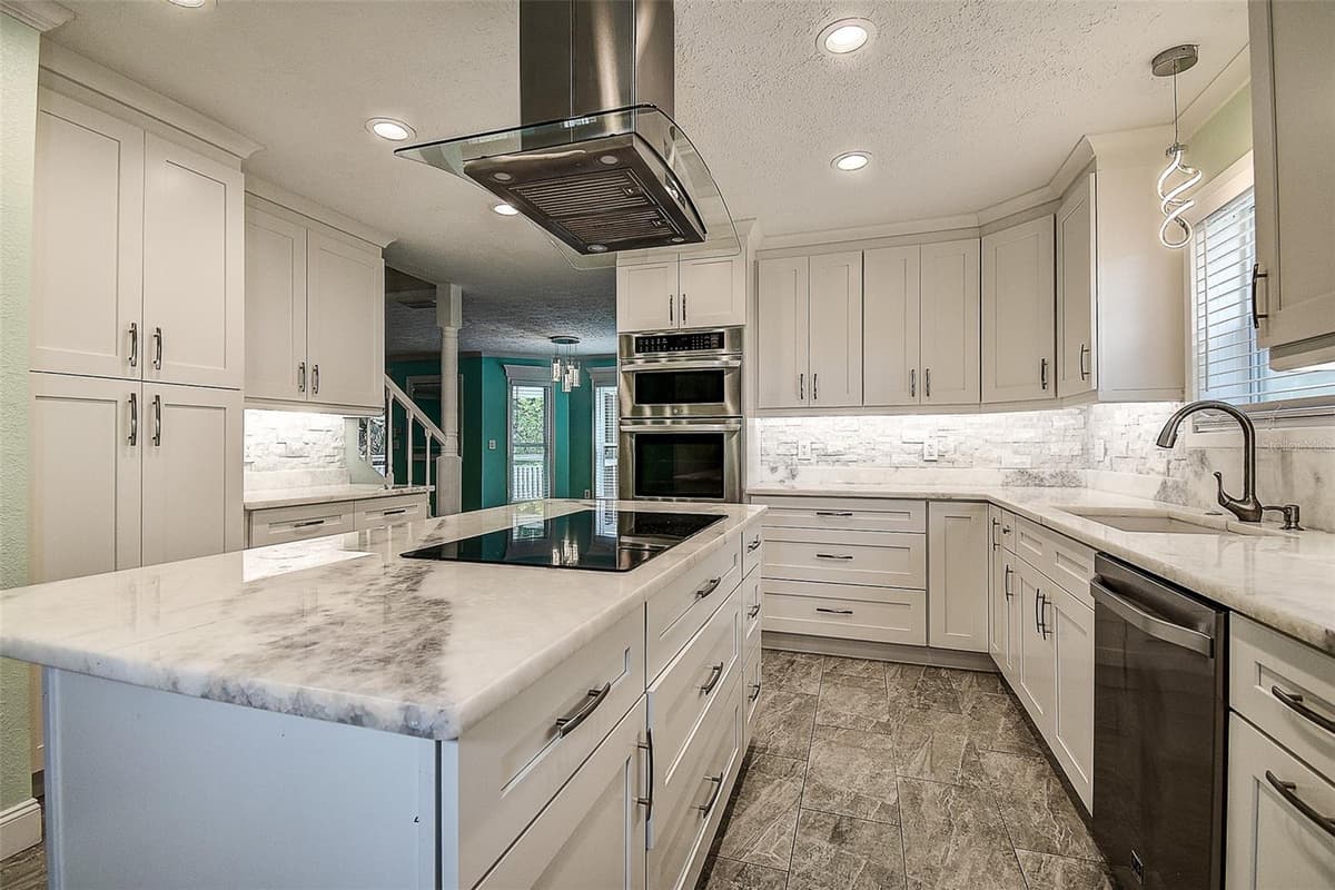 510 WIDEVIEW AVENUE — photo 8 of 50