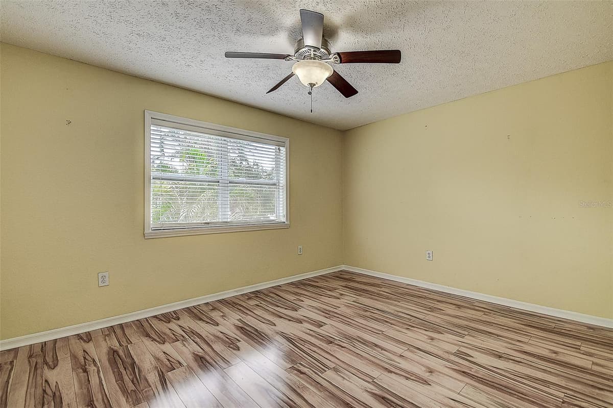 510 WIDEVIEW AVENUE — photo 31 of 50