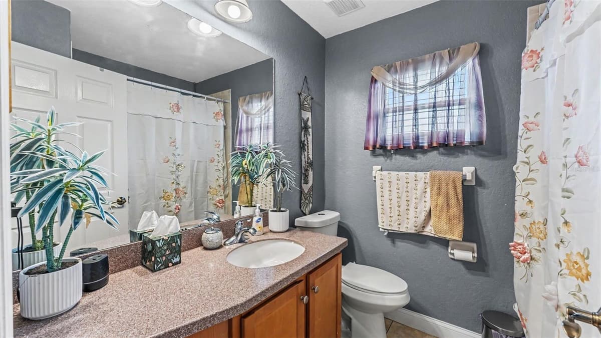 104 BENTLEY OAKS BOULEVARD — photo 34 of 47