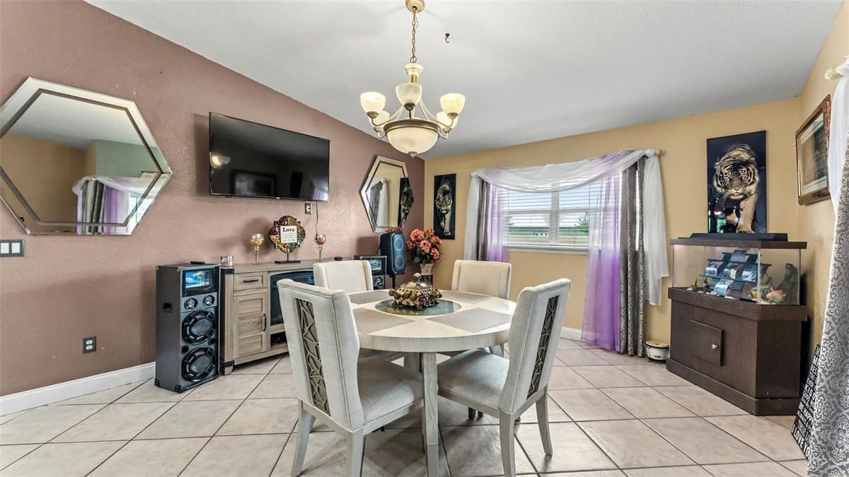 104 BENTLEY OAKS BOULEVARD — photo 24 of 47