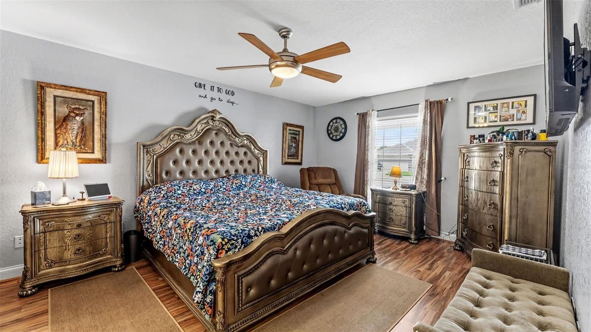 104 BENTLEY OAKS BOULEVARD — photo 7 of 47