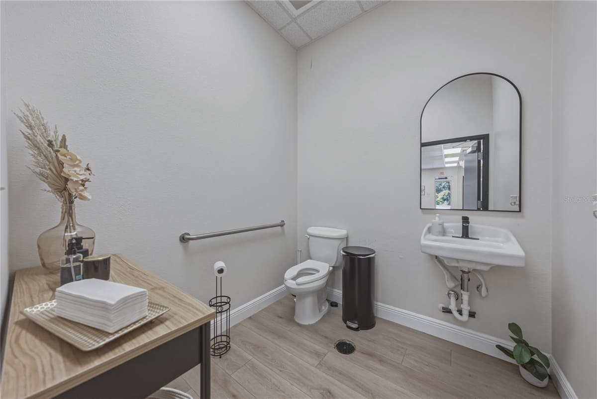 1214 REYNOLDS STREET — photo 33 of 57