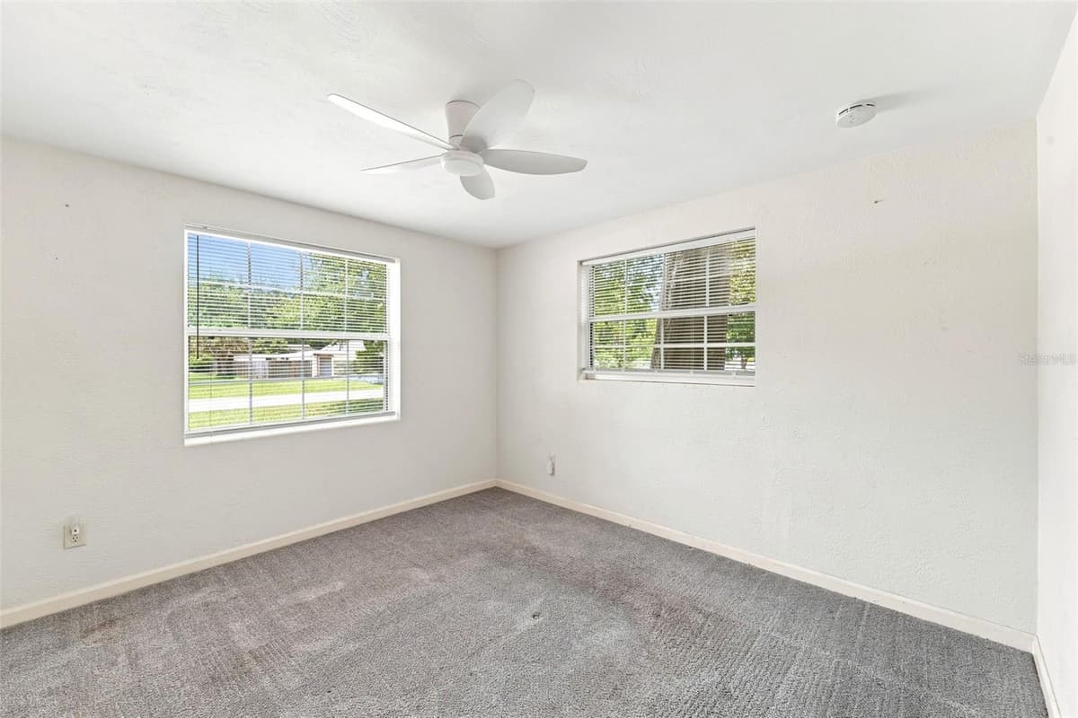 44 VOLUSIA DRIVE — photo 18 of 34