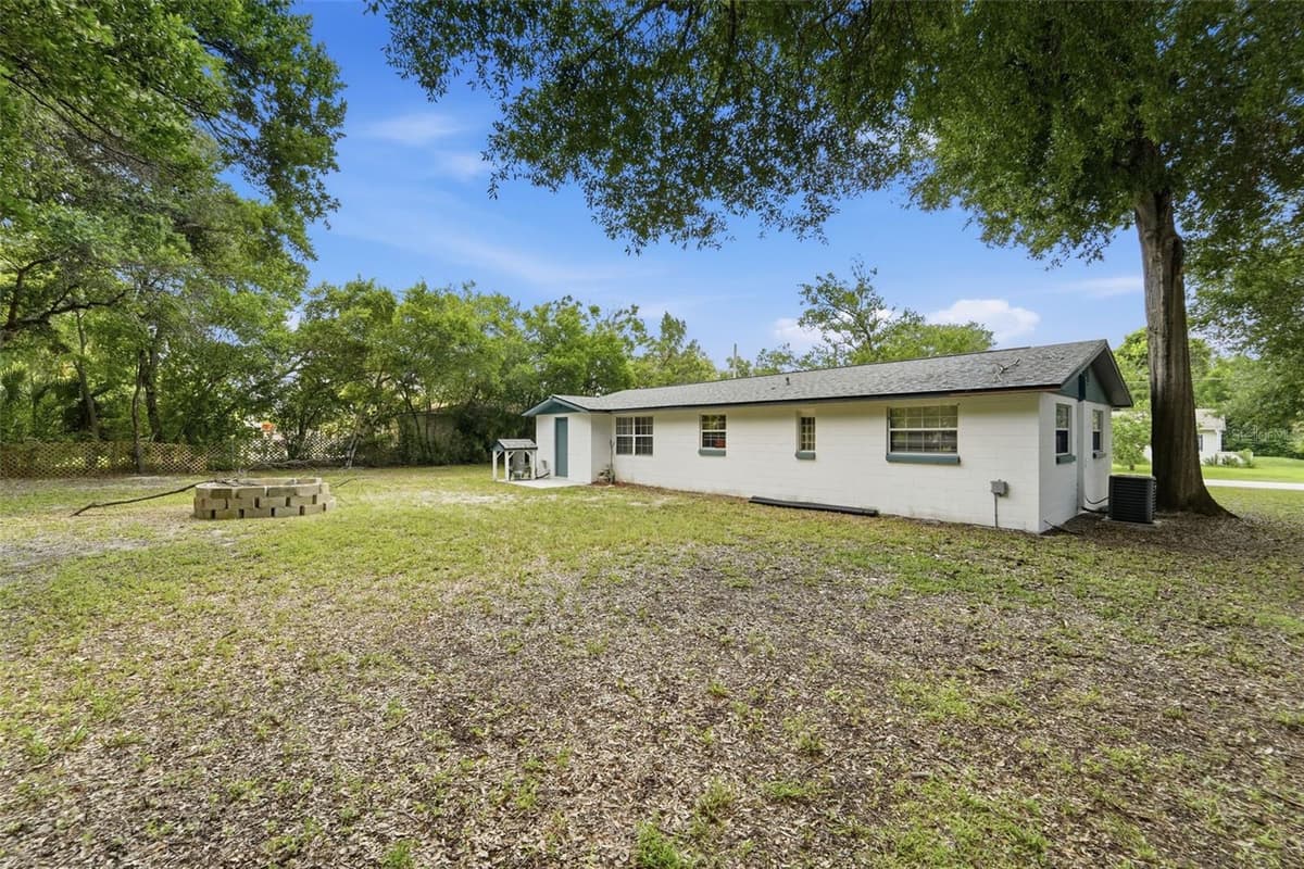 44 VOLUSIA DRIVE — photo 24 of 34