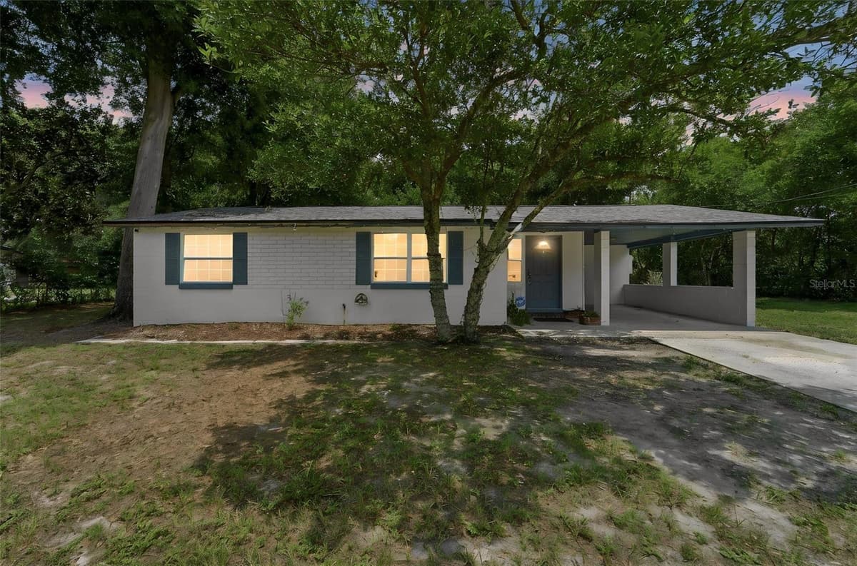 44 VOLUSIA DRIVE — photo 1 of 34