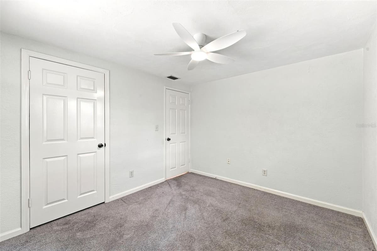 44 VOLUSIA DRIVE — photo 17 of 34