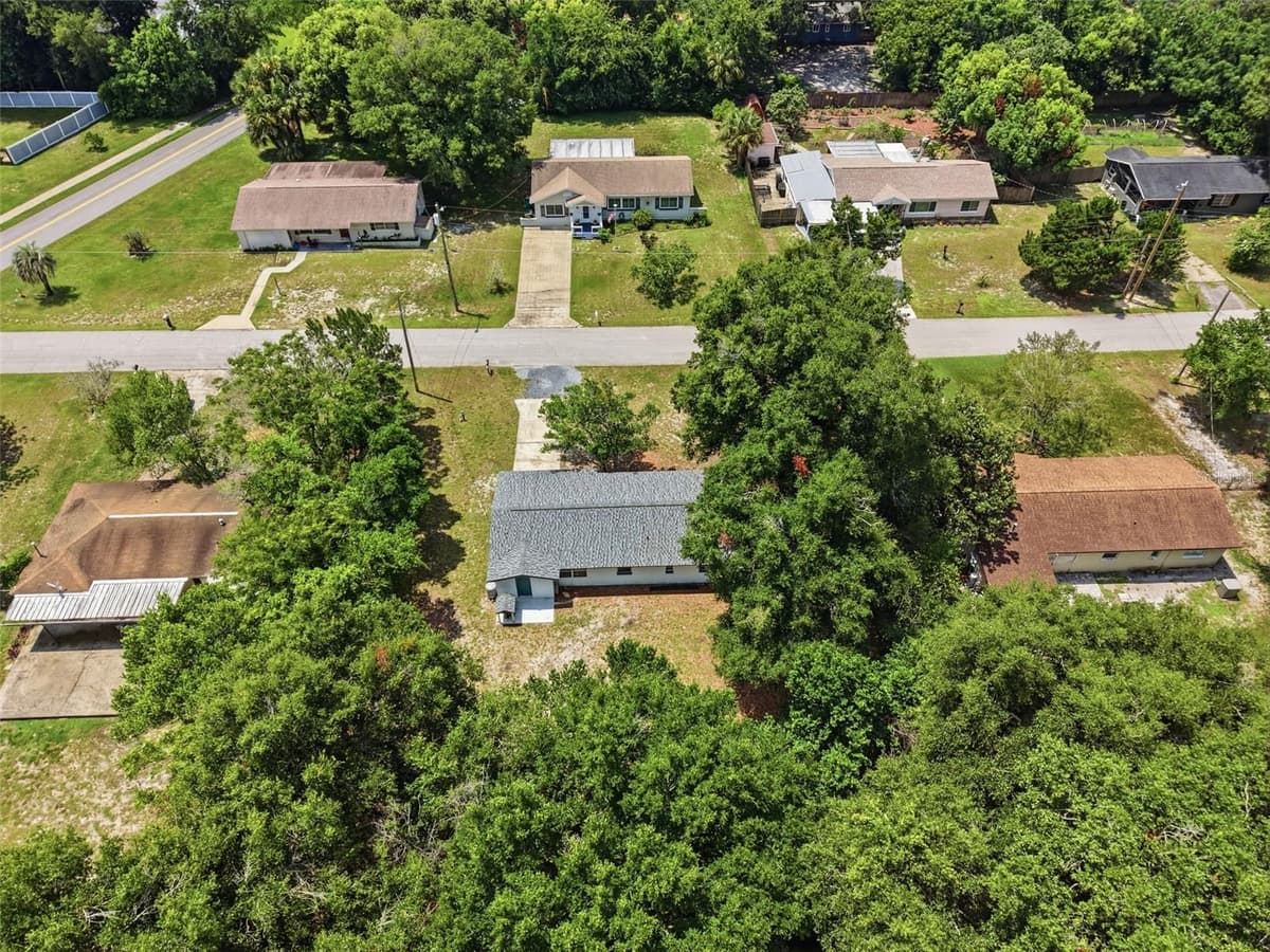 44 VOLUSIA DRIVE — photo 32 of 34