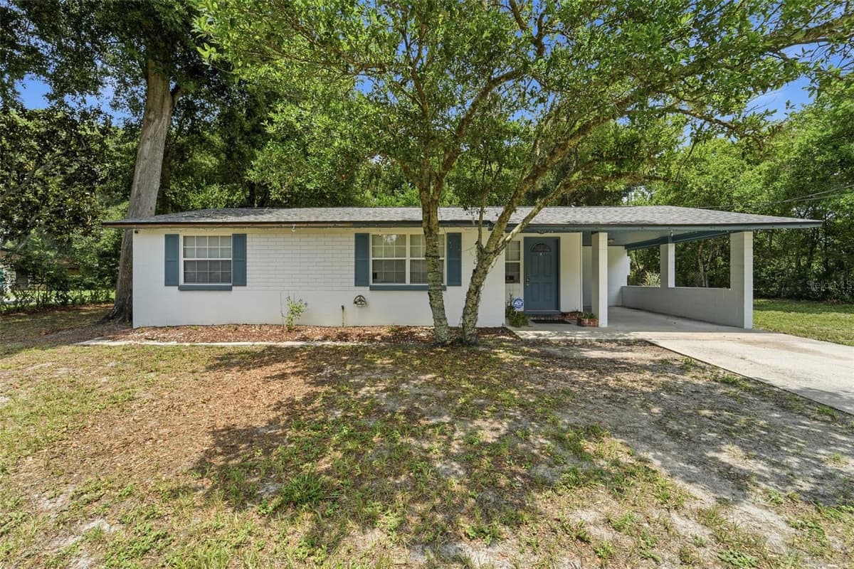 44 VOLUSIA DRIVE — photo 2 of 34
