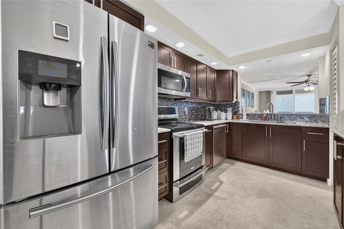 89 ATLANTIC AVENUE — photo 10 of 35