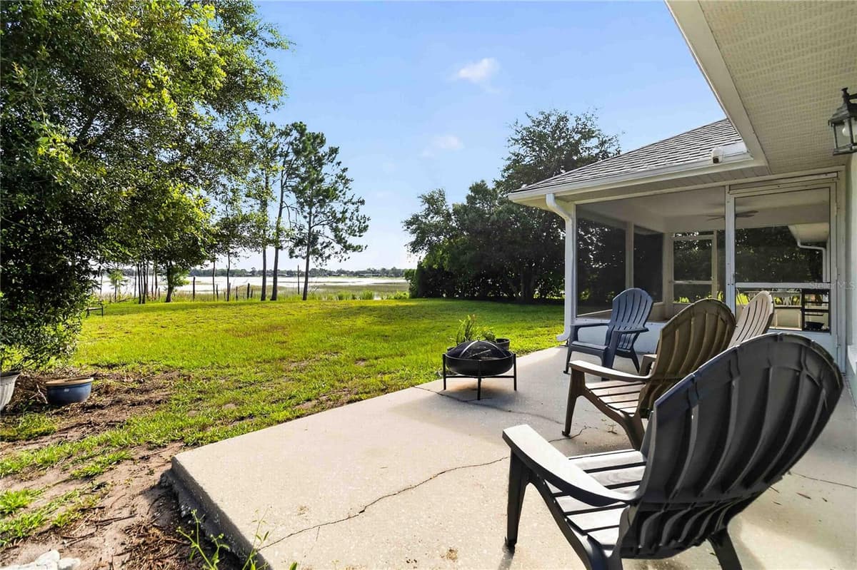 2562 TRAVIDA DRIVE — photo 31 of 50
