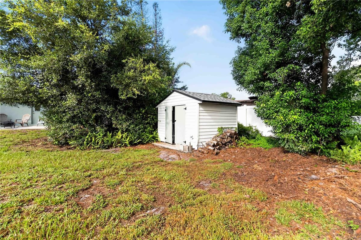 2562 TRAVIDA DRIVE — photo 32 of 50