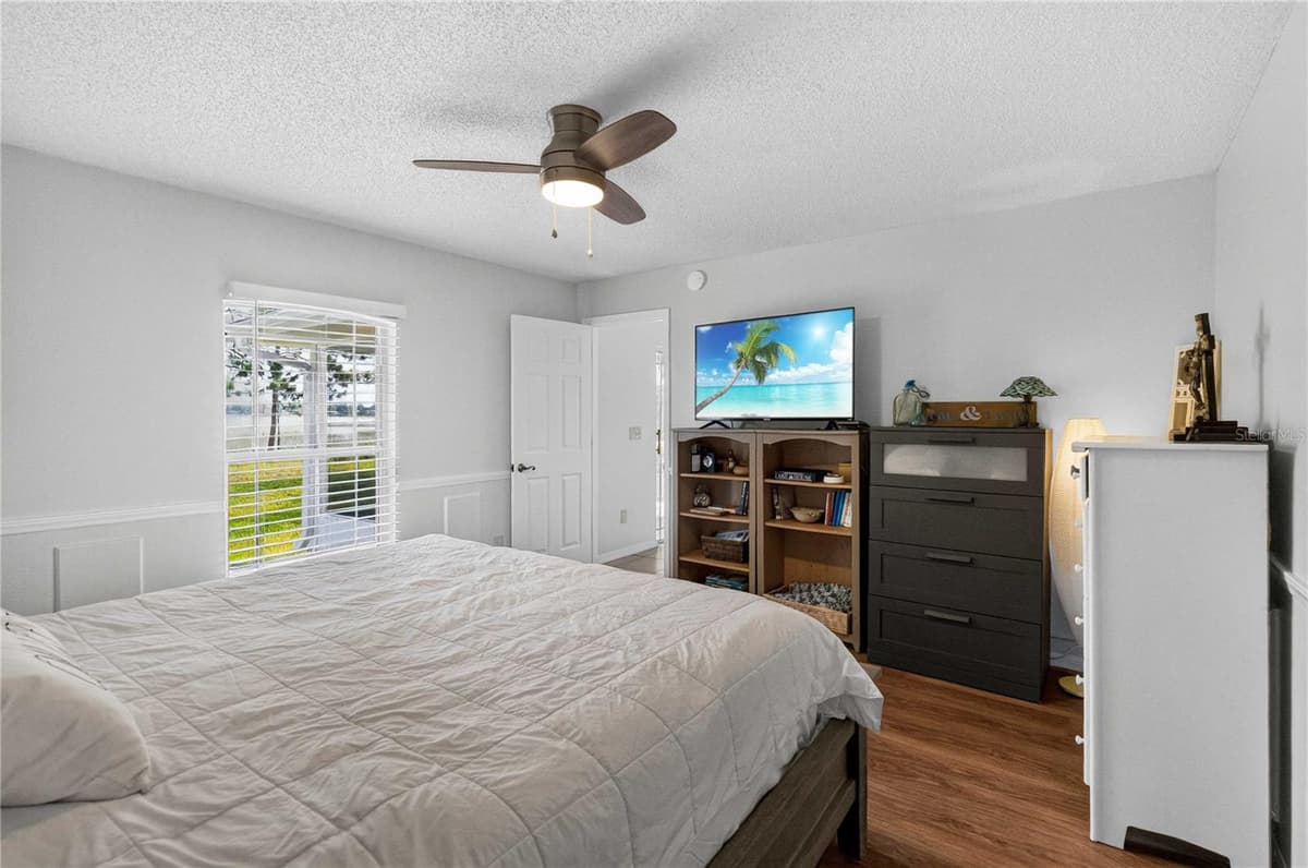 2562 TRAVIDA DRIVE — photo 21 of 50