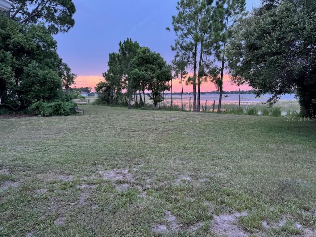 2562 TRAVIDA DRIVE — photo 18 of 50