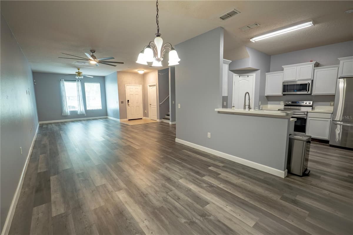 2431 GRASMERE VIEW PARKWAY — photo 8 of 43