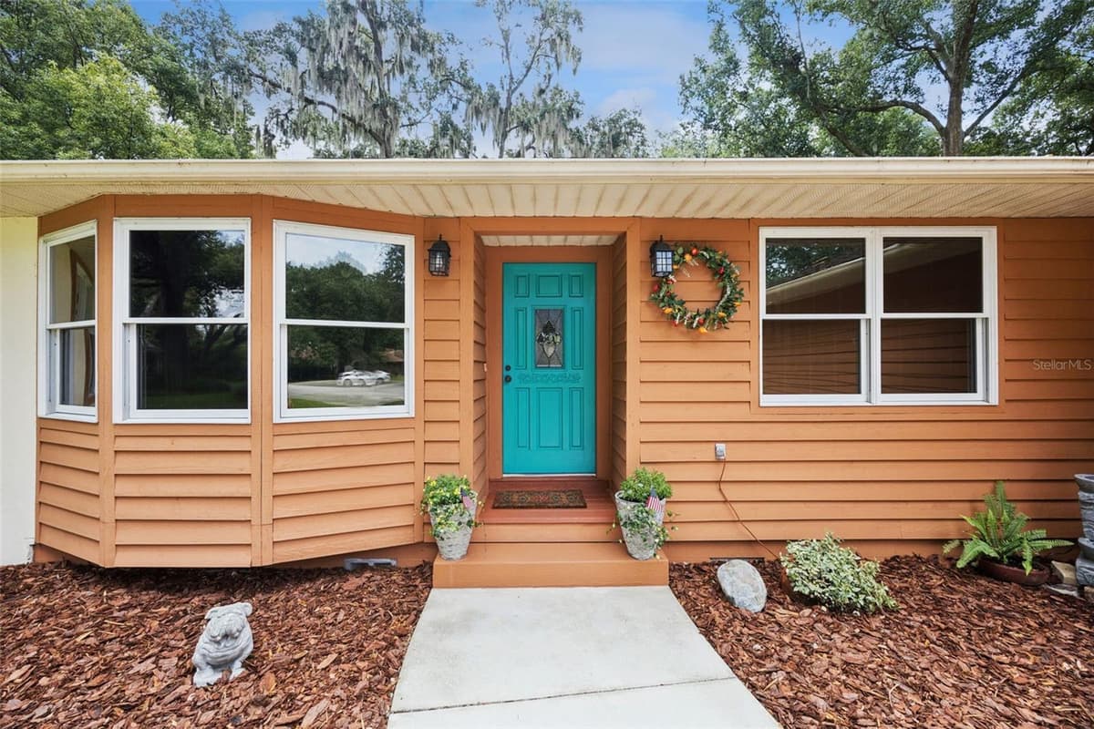 480 LAKE FOREST CIRCLE — photo 44 of 44