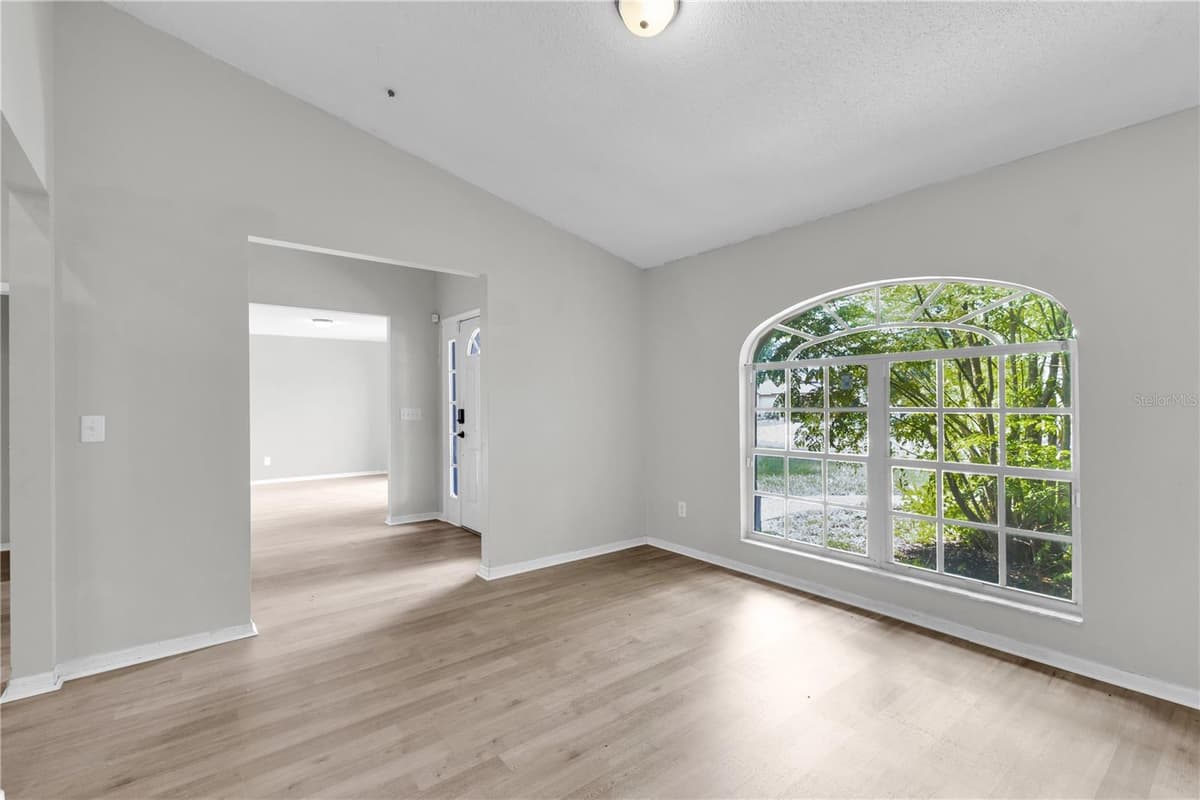 2752 JULIET DRIVE — photo 10 of 41