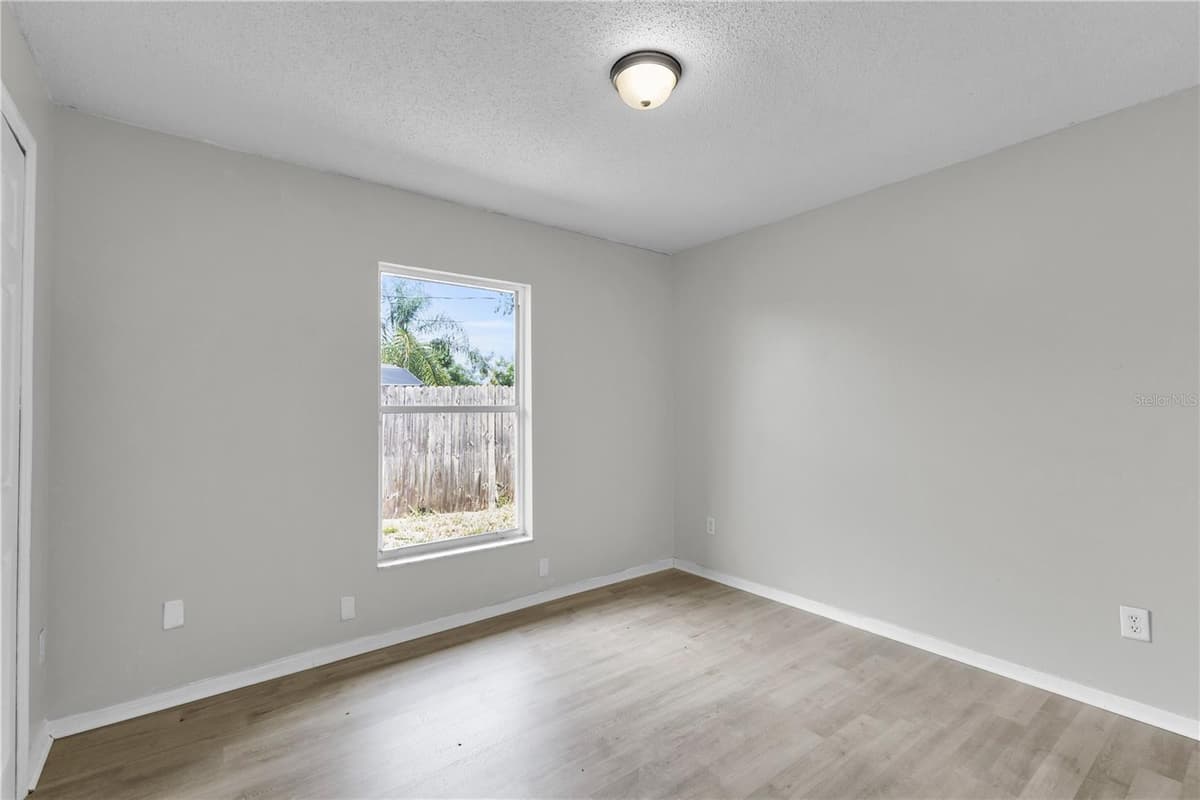 2752 JULIET DRIVE — photo 23 of 41