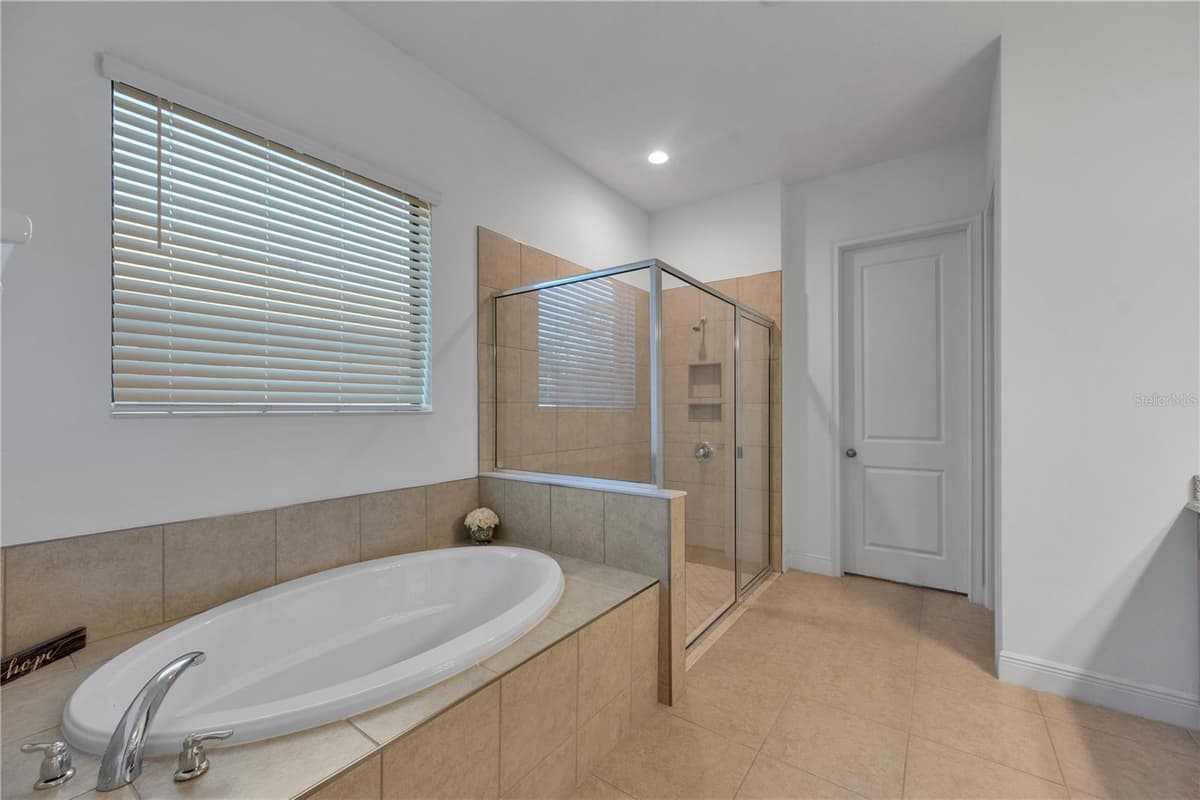 3908 GAVIOTA DRIVE — photo 13 of 47