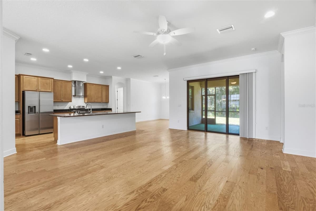 3908 GAVIOTA DRIVE — photo 7 of 47