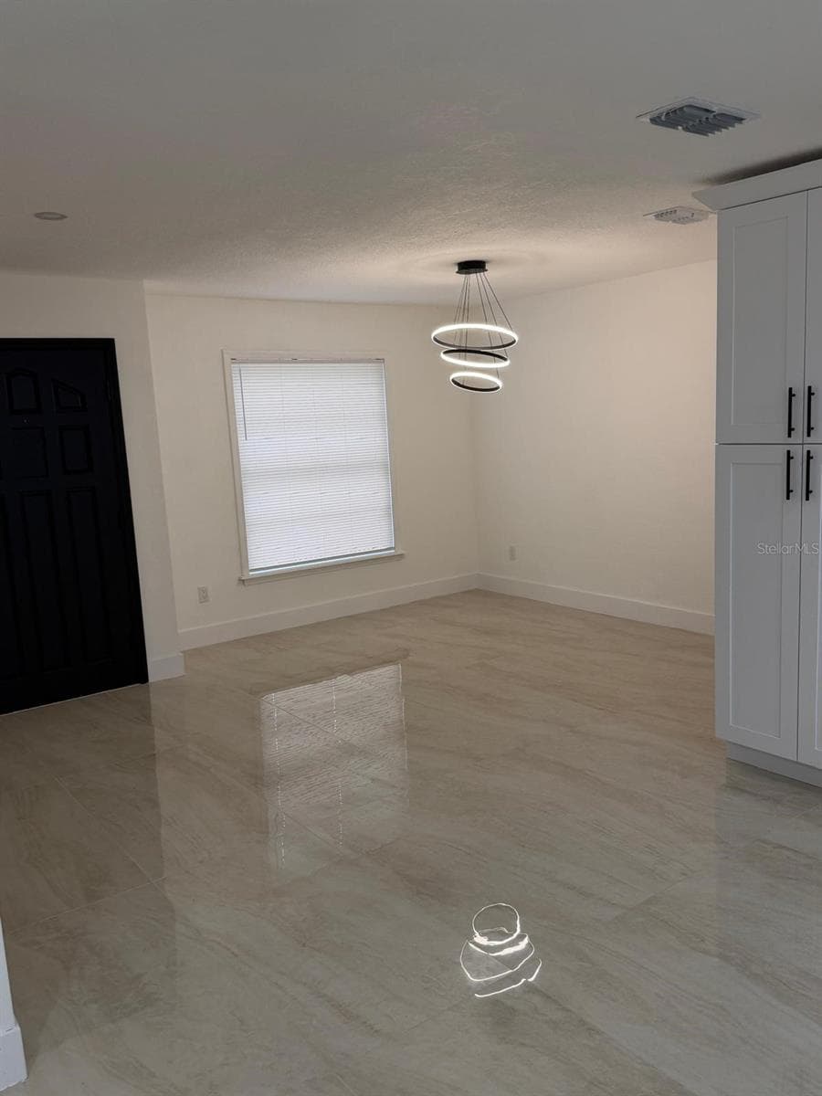 5136 NADINE STREET — photo 22 of 51