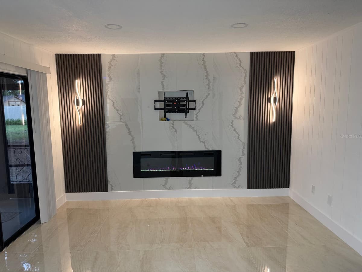 5136 NADINE STREET — photo 12 of 51